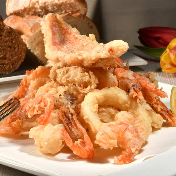 Mixed fried seafood